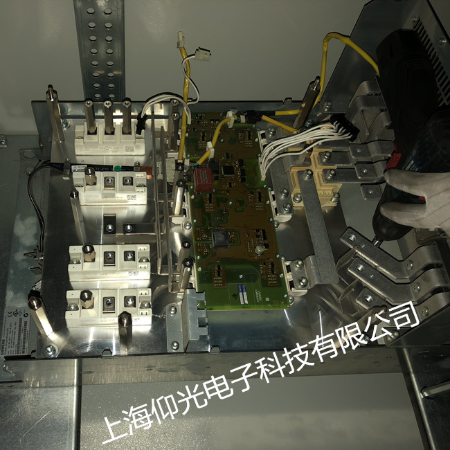 �Ϻ�׃�l���S�޴�ȫ���g����