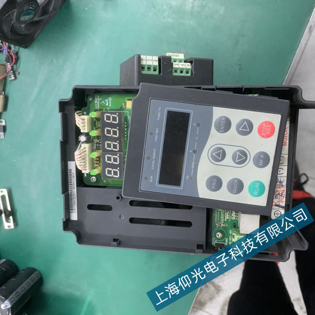 �R��MD300ϵ��׃�l��F0��F1���ϴ��a�S�޵�ַ