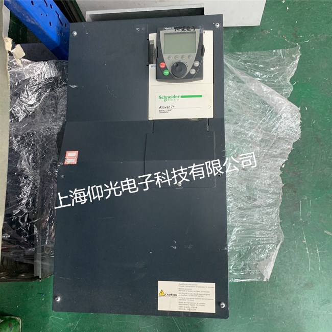 ʩ�͵�ATV610 ϵ��׃�l����ʾ��(n��i)���e(cu��)�`27 ��INFR�����̎����