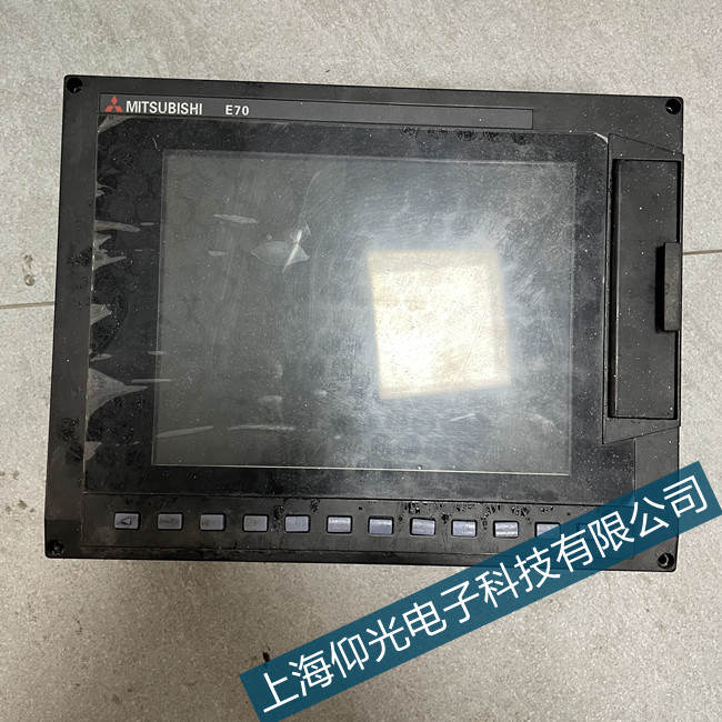 �Ϻ����ؾS�����┵��e70ϵ�y�@ʾ����������Q����