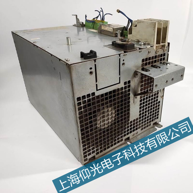 ��ʿ������E8819���ϰ��պϷʱ��ؿ���